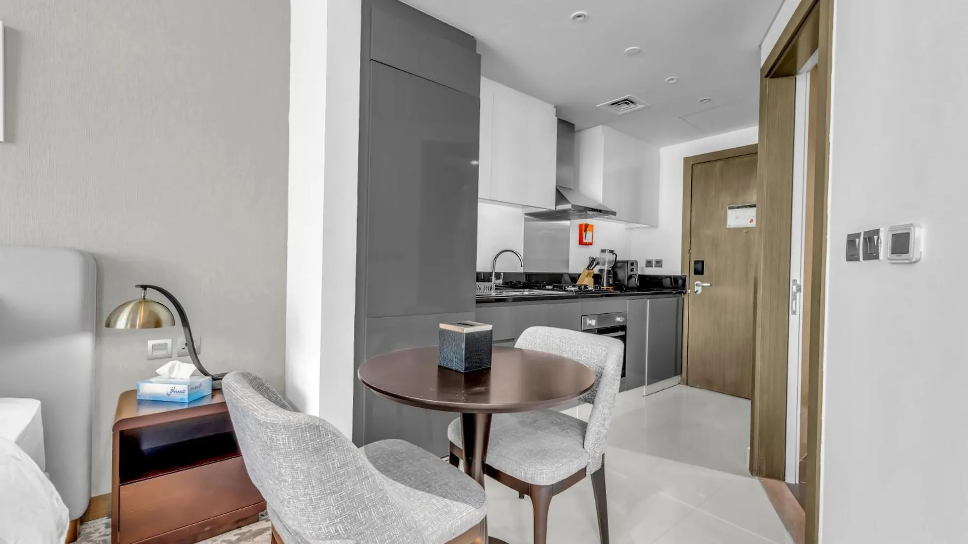Luxury Aparthotel Prive Dubai Hotel